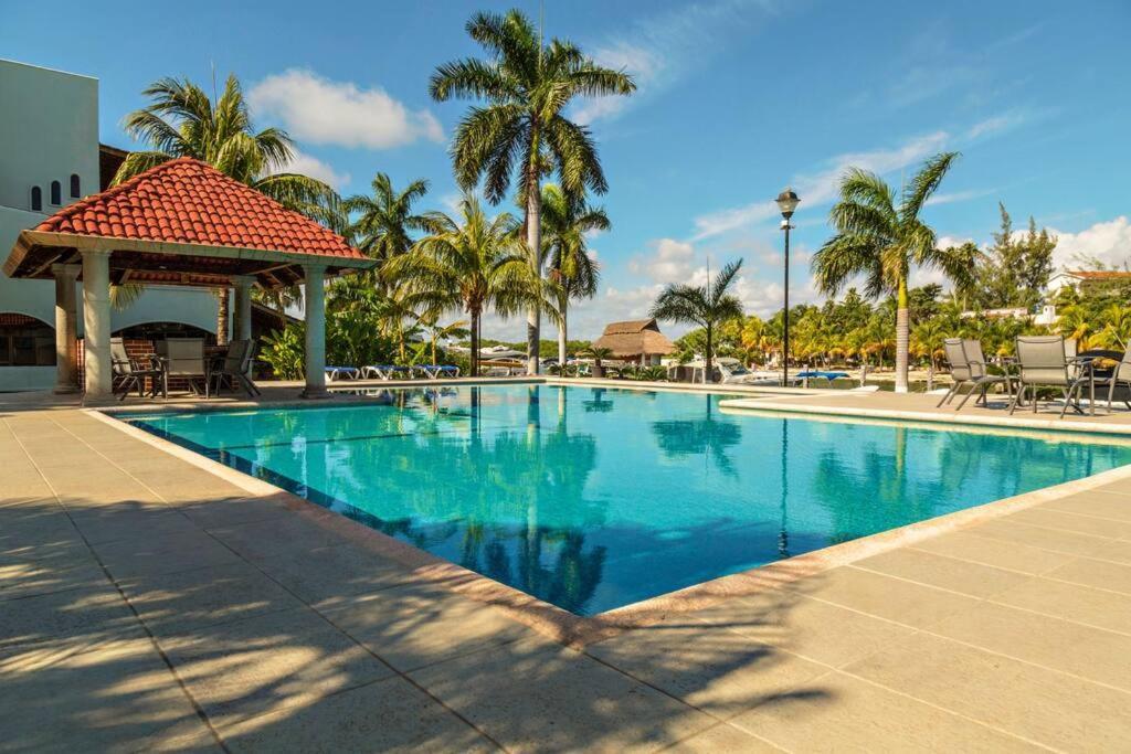 Elegant Lagoon Front Villa By Casa Paraiso Cancún Eksteriør billede