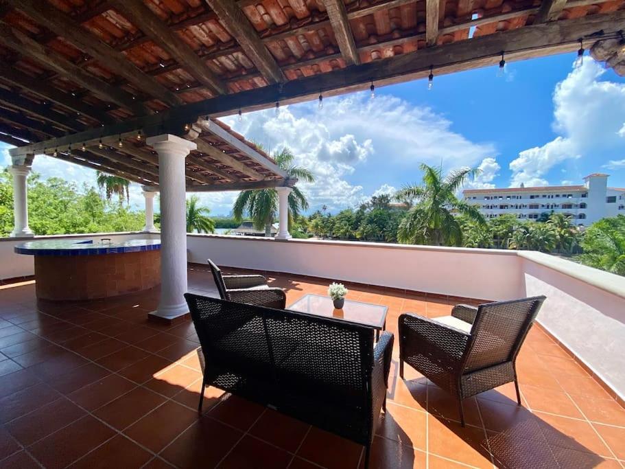 Elegant Lagoon Front Villa By Casa Paraiso Cancún Eksteriør billede